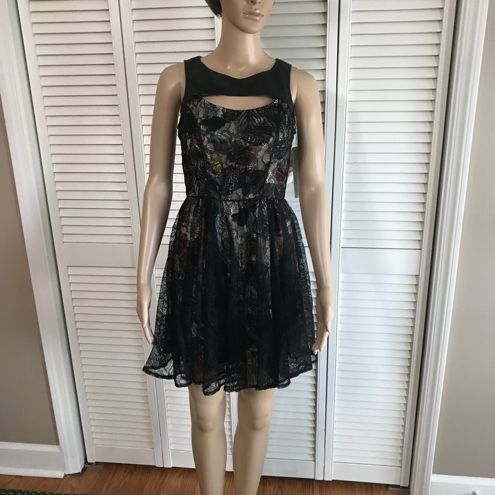 Chord Dress SZ 3 NWT‎